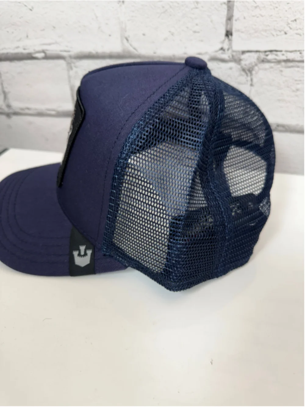 Men’s Goorin Bros Lone Wolf Hat Navy Blue Trucker Hat The Farm OSFM NWT
